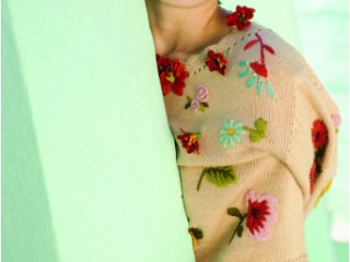 <p>7gg hand flat machine pullover with hand embroidery.</p>
